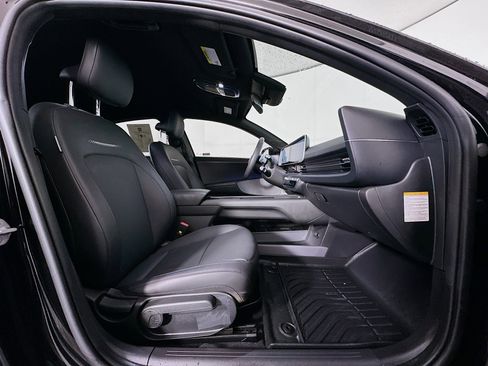 Used 2024 Hyundai Ioniq 6 SEL image 32