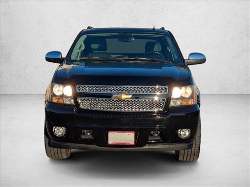 Used 2007 Chevrolet Avalanche LTZ w/ LTZ Preferred Equipment Group image 2