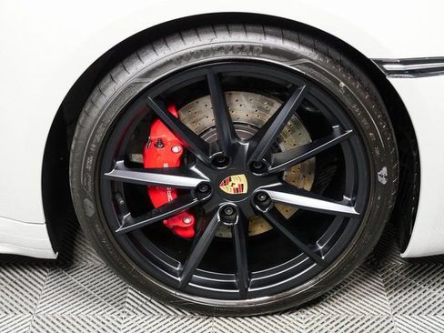 Certified 2024 Porsche 911 Carrera S image 32
