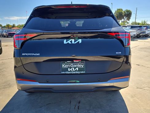 New 2026 Kia Sportage S AWD/4WD image 7