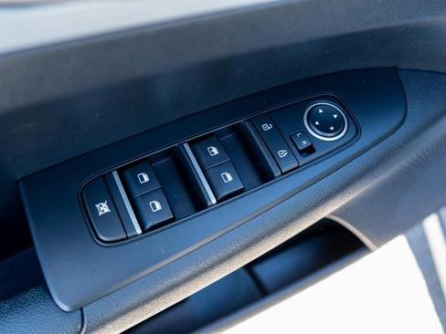 Used 2023 Kia Forte LXS image 16