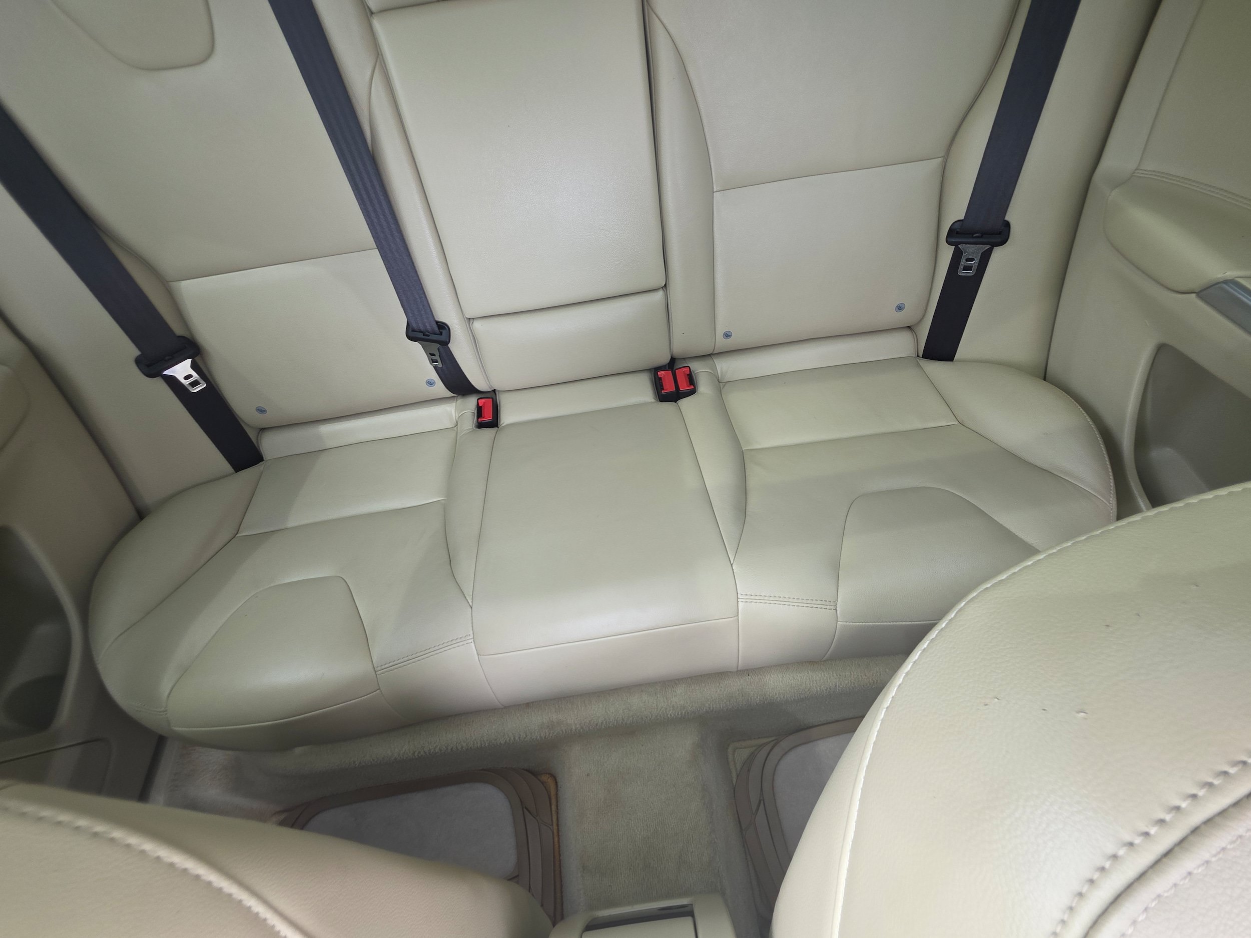 Used 2016 Volvo XC60 T5 Premier FWD image 18