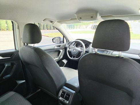 Used 2018 Volkswagen Tiguan S FWD image 36