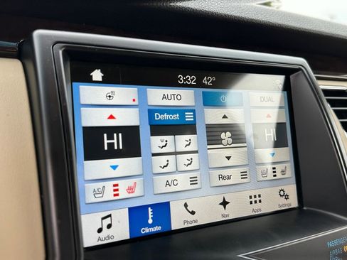 Used 2018 Ford Flex Limited w/ Equipment Group 301A image 27