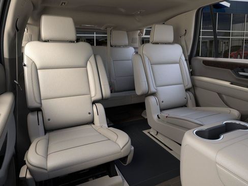 New 2026 GMC Yukon Denali w/ Denali Reserve Package AWD/4WD image 20