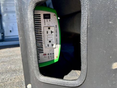 Used 2014 Ford E-150 and Econoline 150 w/ Power Group RWD image 16