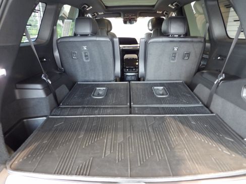 Used 2026 Cadillac Vistiq Sport w/ LPO, Floor Liner Package AWD/4WD image 20