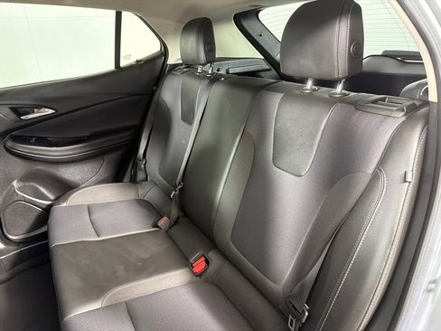 Used 2023 Buick Encore GX Preferred FWD image 20