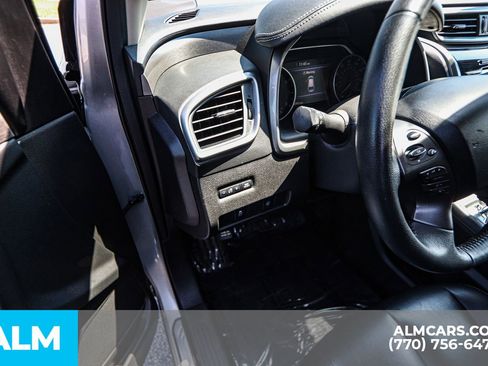 Used 2023 Nissan Murano SV image 50