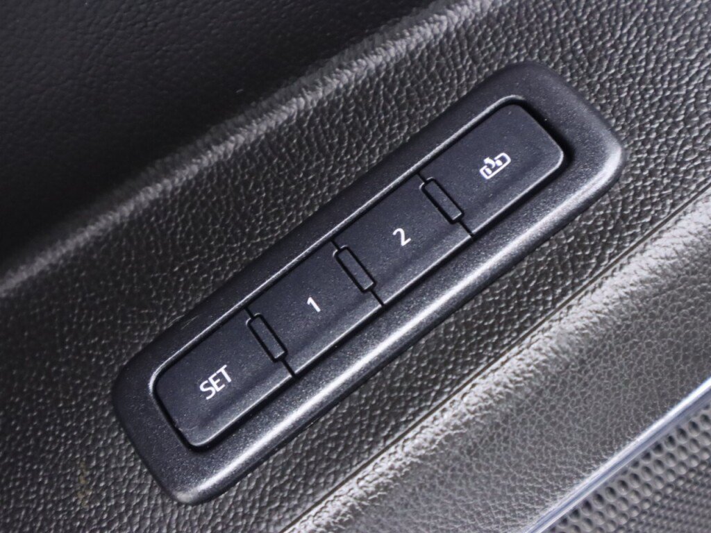 Used 2019 Chevrolet Tahoe LT AWD/4WD image 26