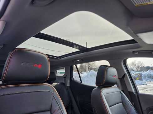 Used 2023 GMC Terrain AT4 w/ Infotainment Package II image 12