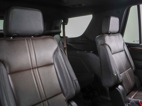 Used 2025 Chevrolet Tahoe High Country w/ Sun And Tow Package AWD/4WD image 33