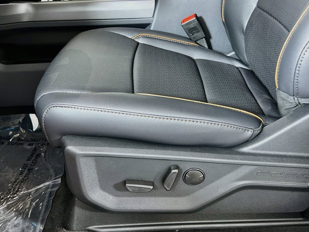 New 2026 Ford F350 Lariat AWD/4WD image 23