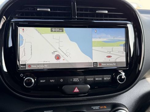 Used 2022 Kia Soul S FWD image 21