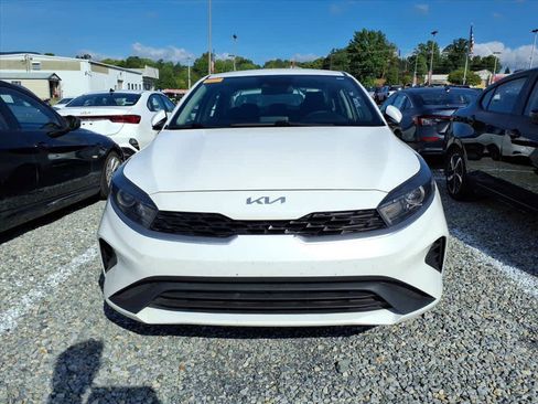 Used 2024 Kia Forte LXS FWD image 6