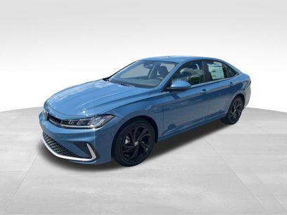 New 2025 Volkswagen Jetta SE