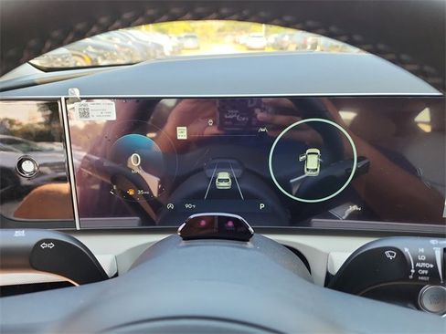 New 2025 Hyundai Tucson Limited image 30