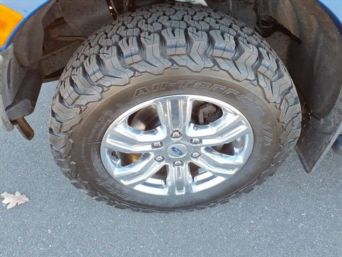 Used 2019 Ford Ranger XLT w/ Equipment Group 302A Luxury image 10