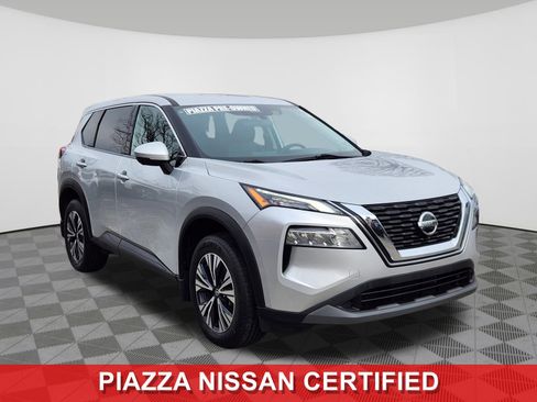 Certified 2021 Nissan Rogue SV image 1