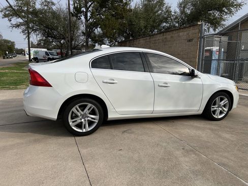 Used 2015 Volvo S60 T5 Premier Plus image 14