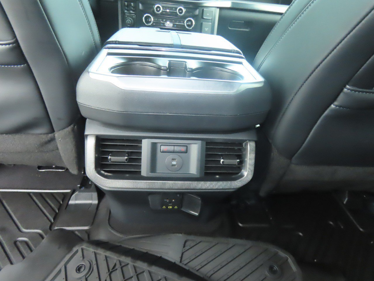 Used 2025 Ford F150 Platinum w/ FX4 Off-Road Package AWD/4WD image 21