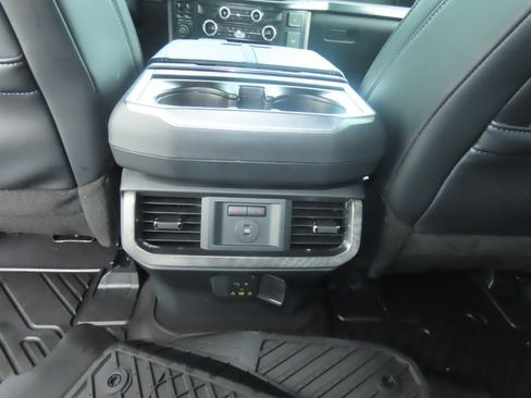 Used 2025 Ford F150 Platinum w/ FX4 Off-Road Package AWD/4WD image 21