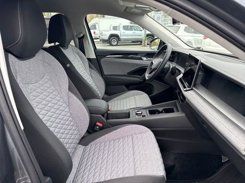 New 2026 Volkswagen Tiguan S AWD/4WD image 11