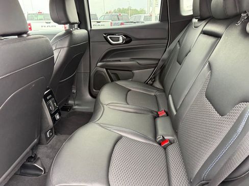New 2026 Jeep Compass Latitude image 25
