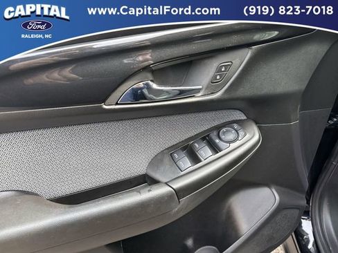 Used 2024 Chevrolet TrailBlazer LT w/ LT Cold Weather Package image 20