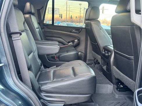 Used 2019 GMC Yukon SLT w/ Premium Edition image 14