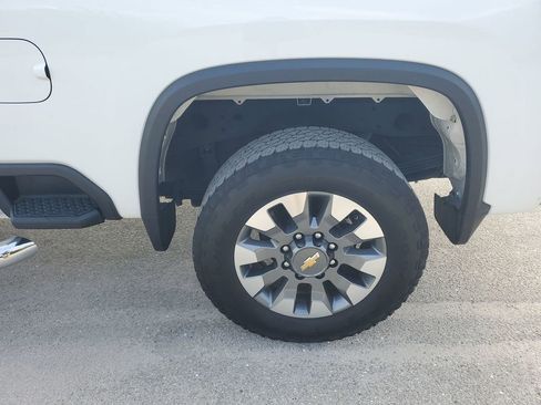 Certified 2025 Chevrolet Silverado 2500 LT image 20