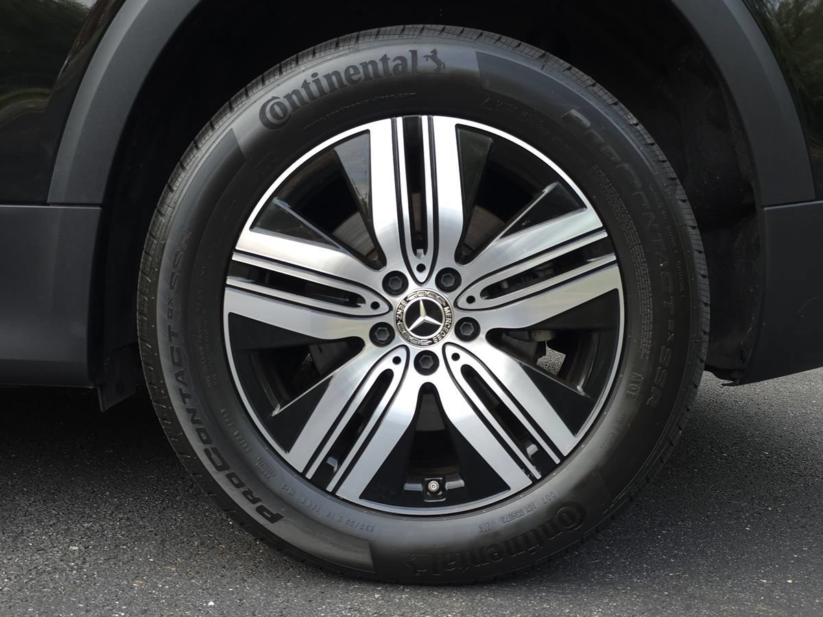 Used 2023 Mercedes-Benz EQB 300 4MATIC w/ Pinnacle Package image 58