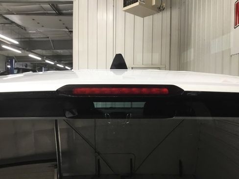 Used 2021 Chevrolet Equinox LT image 14