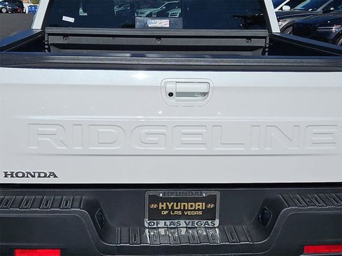 Used 2024 Honda Ridgeline RTL image 11