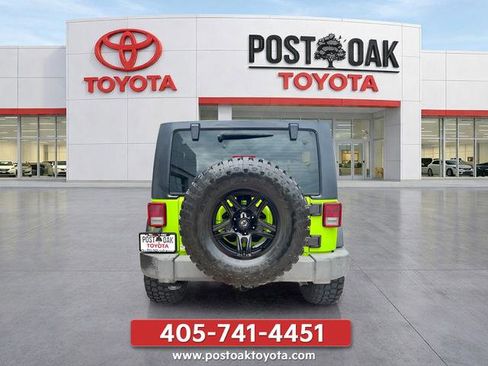 Used 2012 Jeep Wrangler Rubicon w/ PWR Convenience Group AWD/4WD image 5