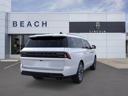 New 2025 Lincoln Navigator L Black Label image 8