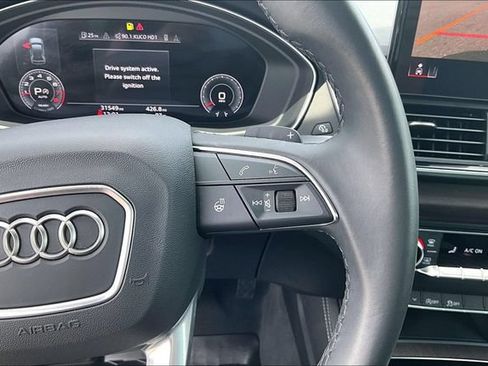 Used 2023 Audi Q5 2.0T Premium Plus w/ Premium Plus Package AWD/4WD image 21