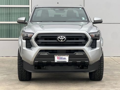 New 2026 Toyota Tacoma SR5 image 6