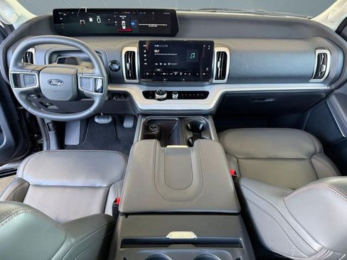 Certified 2025 Ford Expedition Max Active AWD/4WD image 17