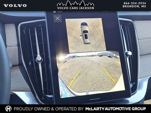 New 2026 Volvo XC90 B6 Plus w/ Protection Package Premier AWD/4WD image 11