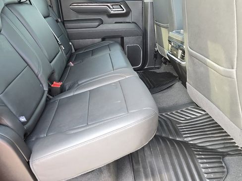 Certified 2025 Chevrolet Silverado 1500 LTZ w/ Technology Package image 37