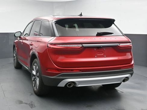 Used 2022 Lincoln Corsair Reserve w/ Equipment Group 201A AWD/4WD image 6