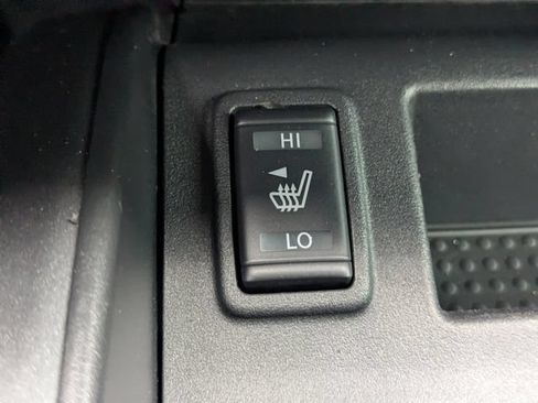 Used 2023 Nissan Titan PRO-4X w/ Pro-4x Convenience Package AWD/4WD image 29