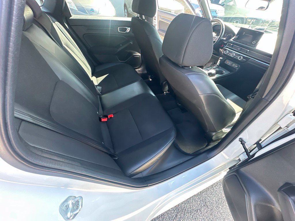 Used 2024 Honda Civic Sport image 28