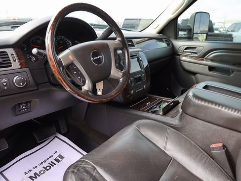 Used 2011 GMC Sierra 3500 Denali image 12