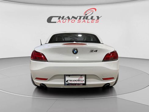 Used 2009 BMW Z4 sDrive35i image 4
