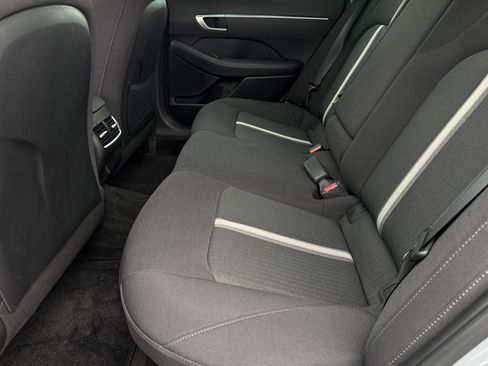 Certified 2025 Hyundai Sonata SEL image 9
