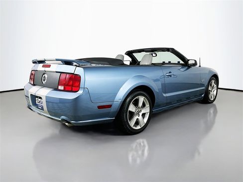 Used 2006 Ford Mustang GT Premium image 8