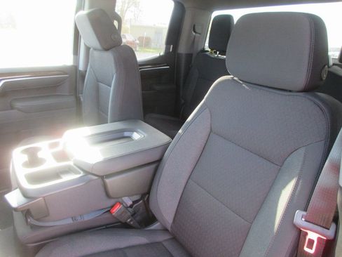 New 2026 GMC Sierra 1500 SLE AWD/4WD image 10