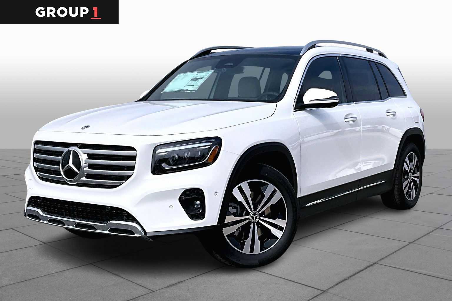 Used 2026 Mercedes-Benz GLB 250 image 1